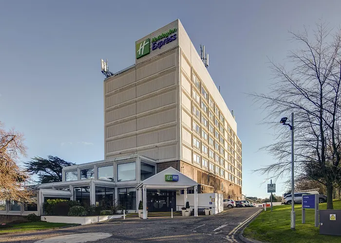 Holiday Inn Express Edinburgh City West By IhgAlbergo
